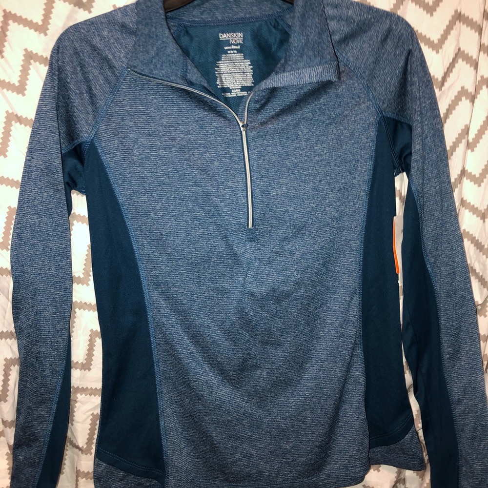 1/2 zip workout shirt , new with tags